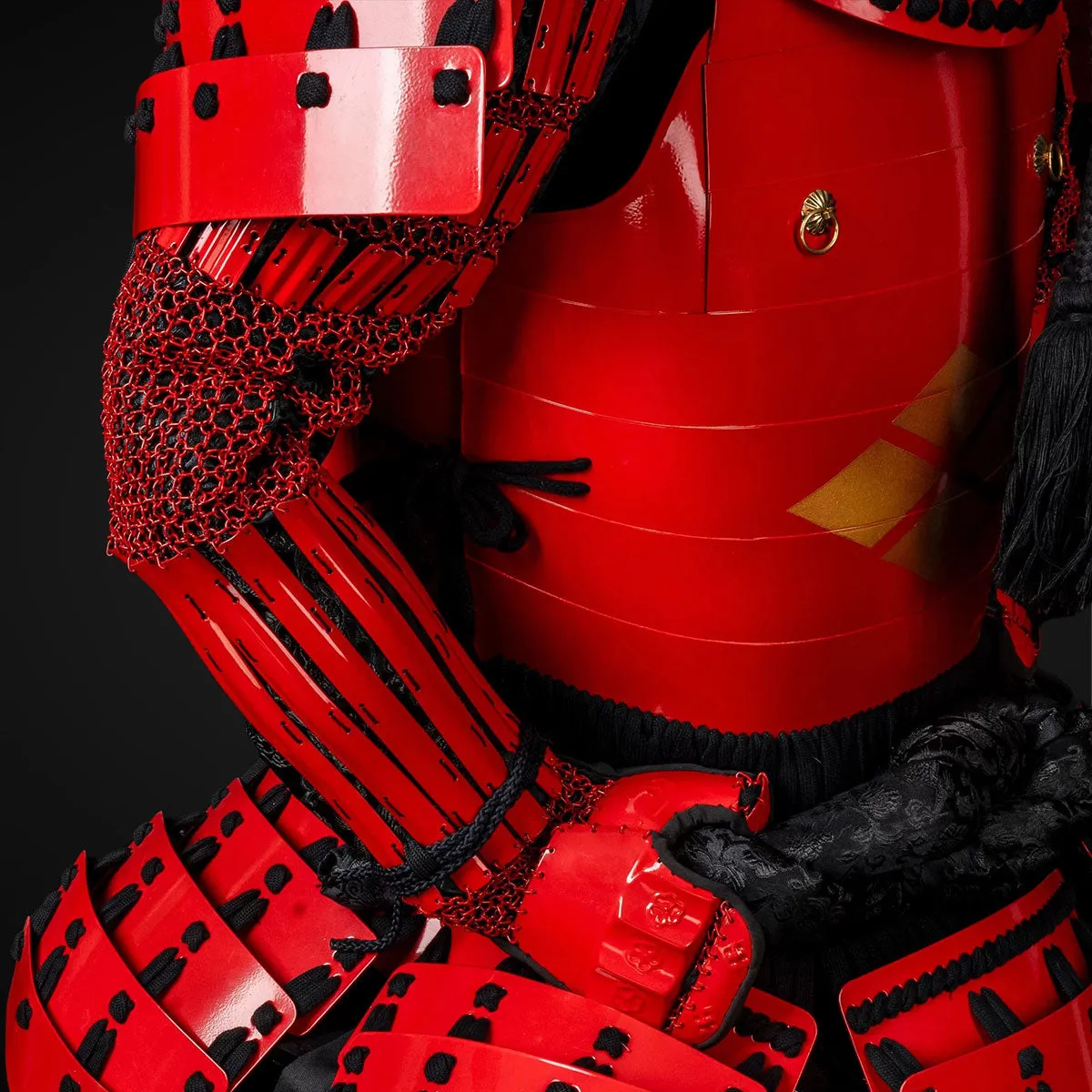 Handmade Red Masamune Date Japanese Samurai Armor，Life-Size Yoroi  with Crescent Suji Helmet